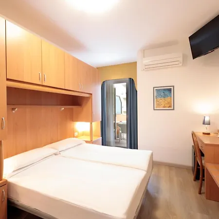 Garni Losanna Hotell 3*