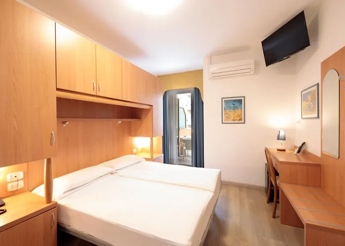 Garni Losanna Hotel 3*