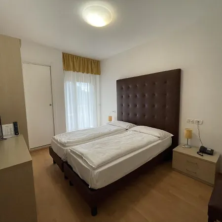 Garni Losanna 3* Bibione